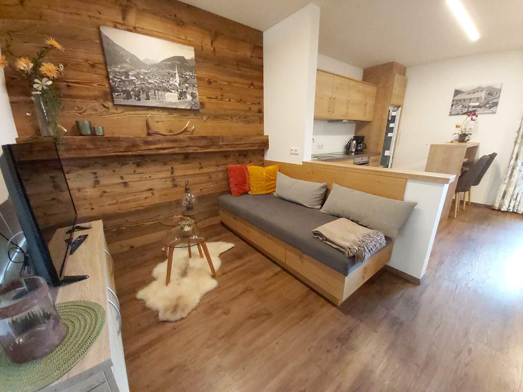 gemütliche Ferienwohnung im moderen Stil in Virgen in Osttirol am Messnerhof 